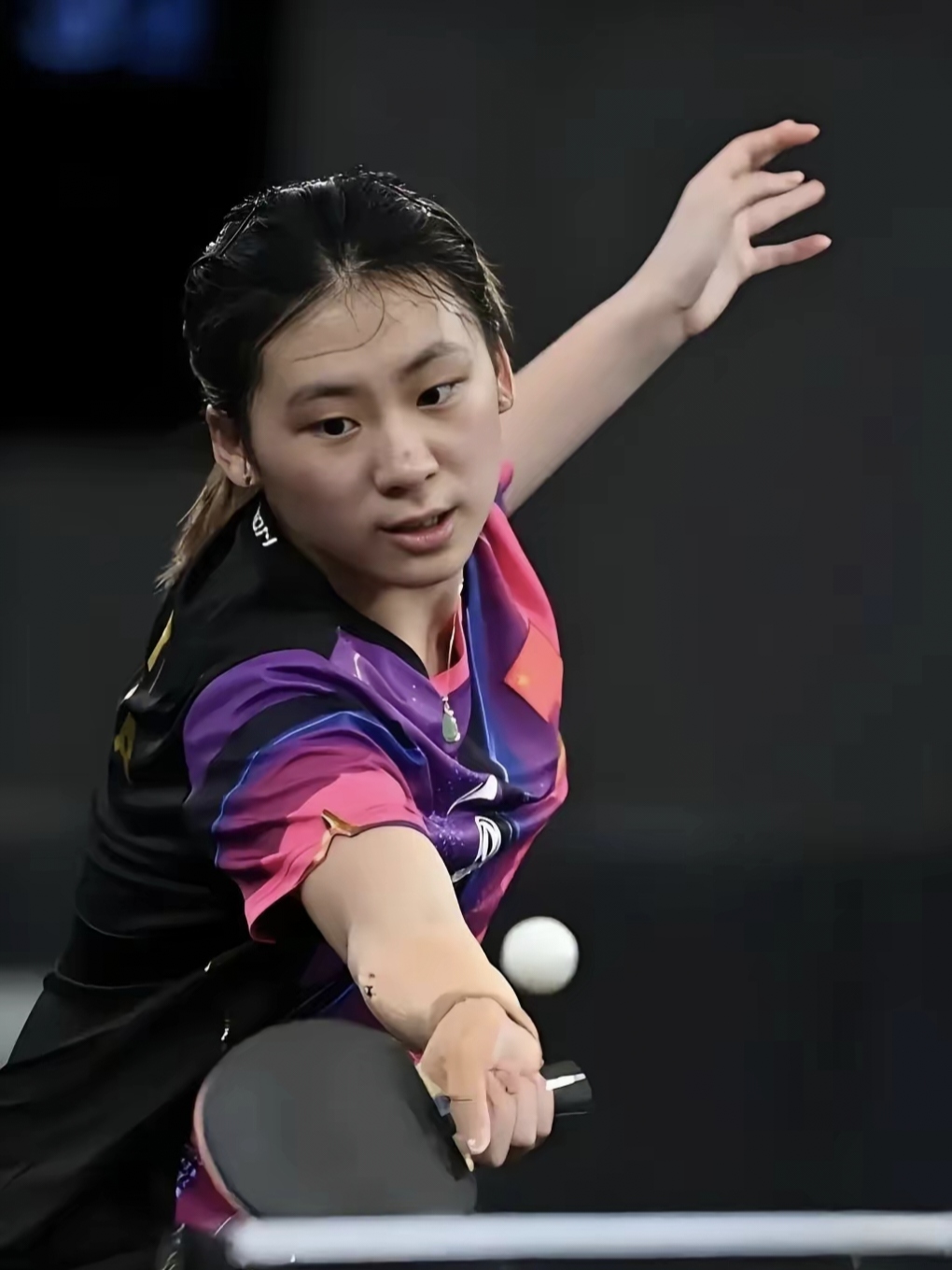 率的亮眼表 率的亮眼表