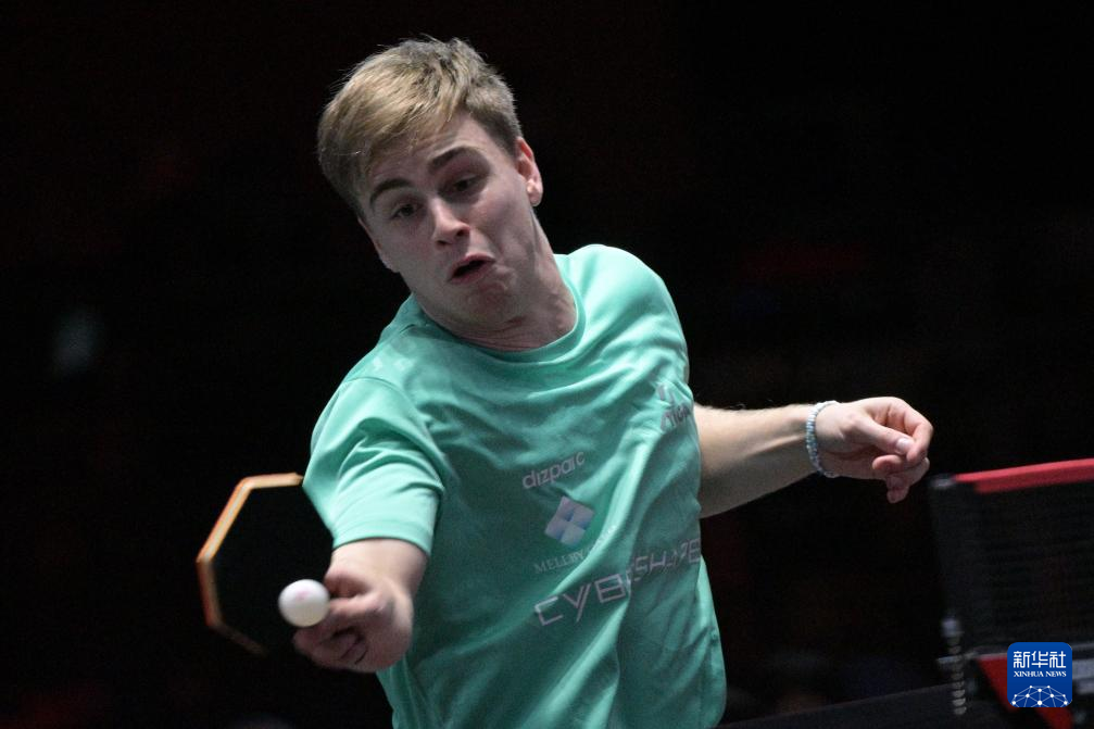 一个助攻并 一个助攻并