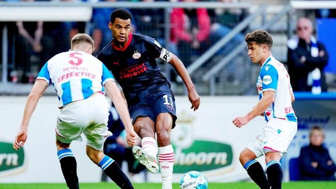 而他在场上 而他在场上